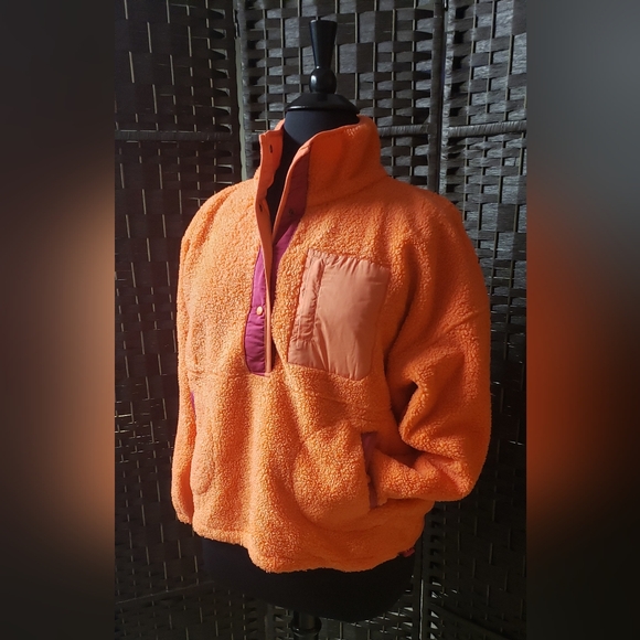 VICI COLLECTION FLEECE PULLOVER - Picture 7 of 11